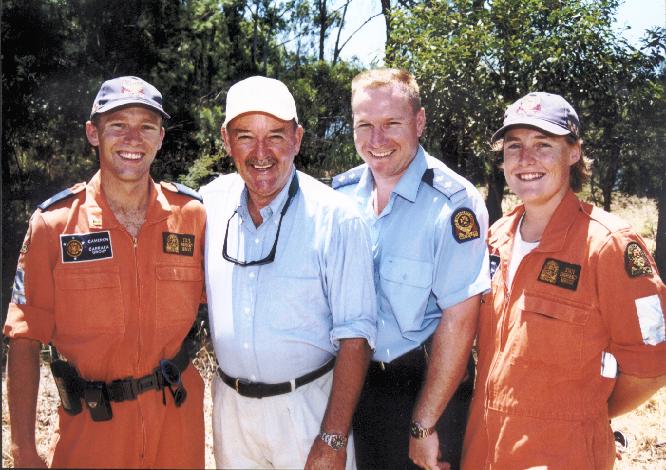 cleanupday.JPG (71895 bytes)